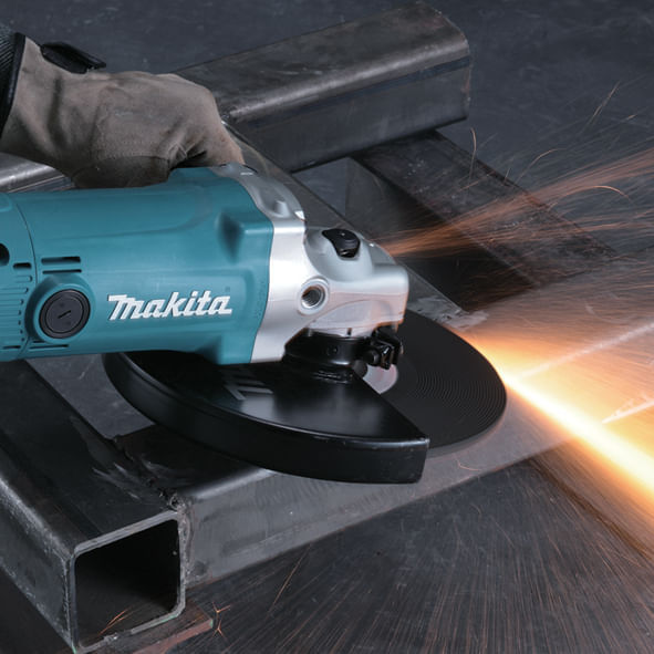 Esmeril Angular 9" 2.000W GA9050 Makita